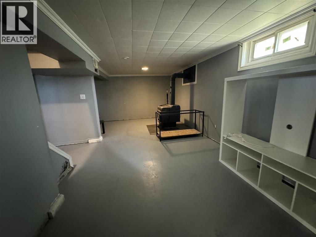 46 Neebig Ave, Manitouwadge, Ontario  P0T 2C0 - Photo 12 - TB252540