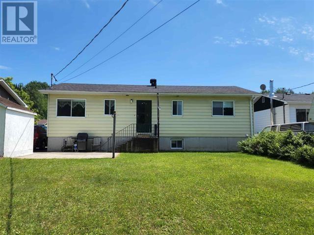26 Matachewan Rd, Manitouwadge, Ontario  P0T 2C0 - Photo 2 - TB252359