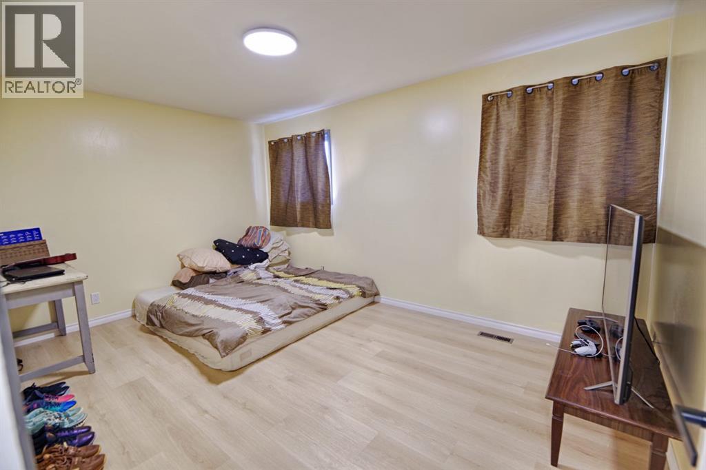 3726 Forestry Avenue S, Lethbridge, Alberta  T1K 4J5 - Photo 13 - A2256530