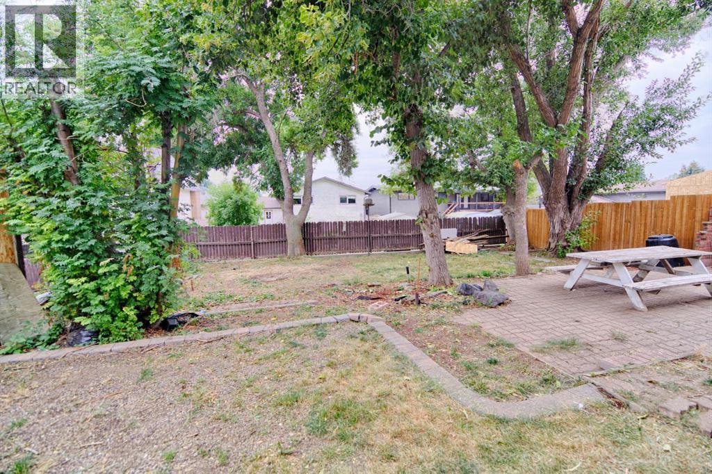 3726 Forestry Avenue S, Lethbridge, Alberta  T1K 4J5 - Photo 30 - A2256530