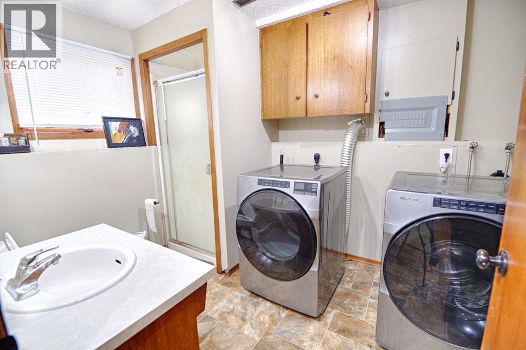 3726 Forestry Avenue S, Lethbridge, Alberta  T1K 4J5 - Photo 23 - A2256530