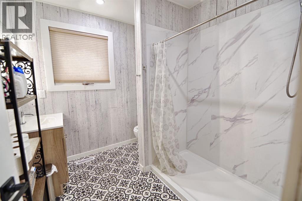 3726 Forestry Avenue S, Lethbridge, Alberta  T1K 4J5 - Photo 17 - A2256530