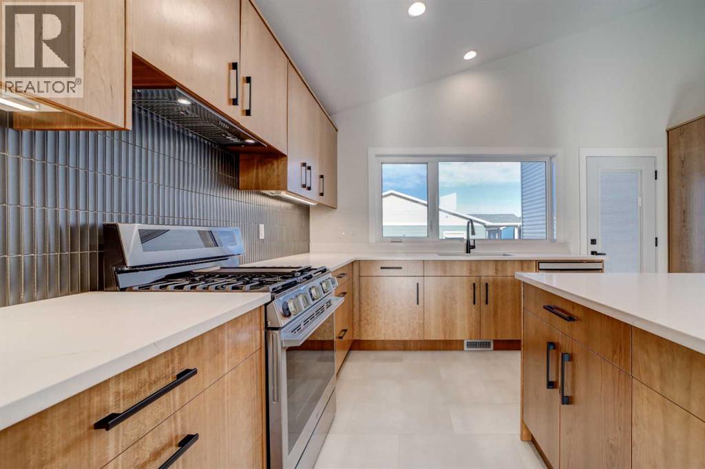 612 Parkside Green, Coaldale, Alberta  T1M 0B2 - Photo 19 - A2270408