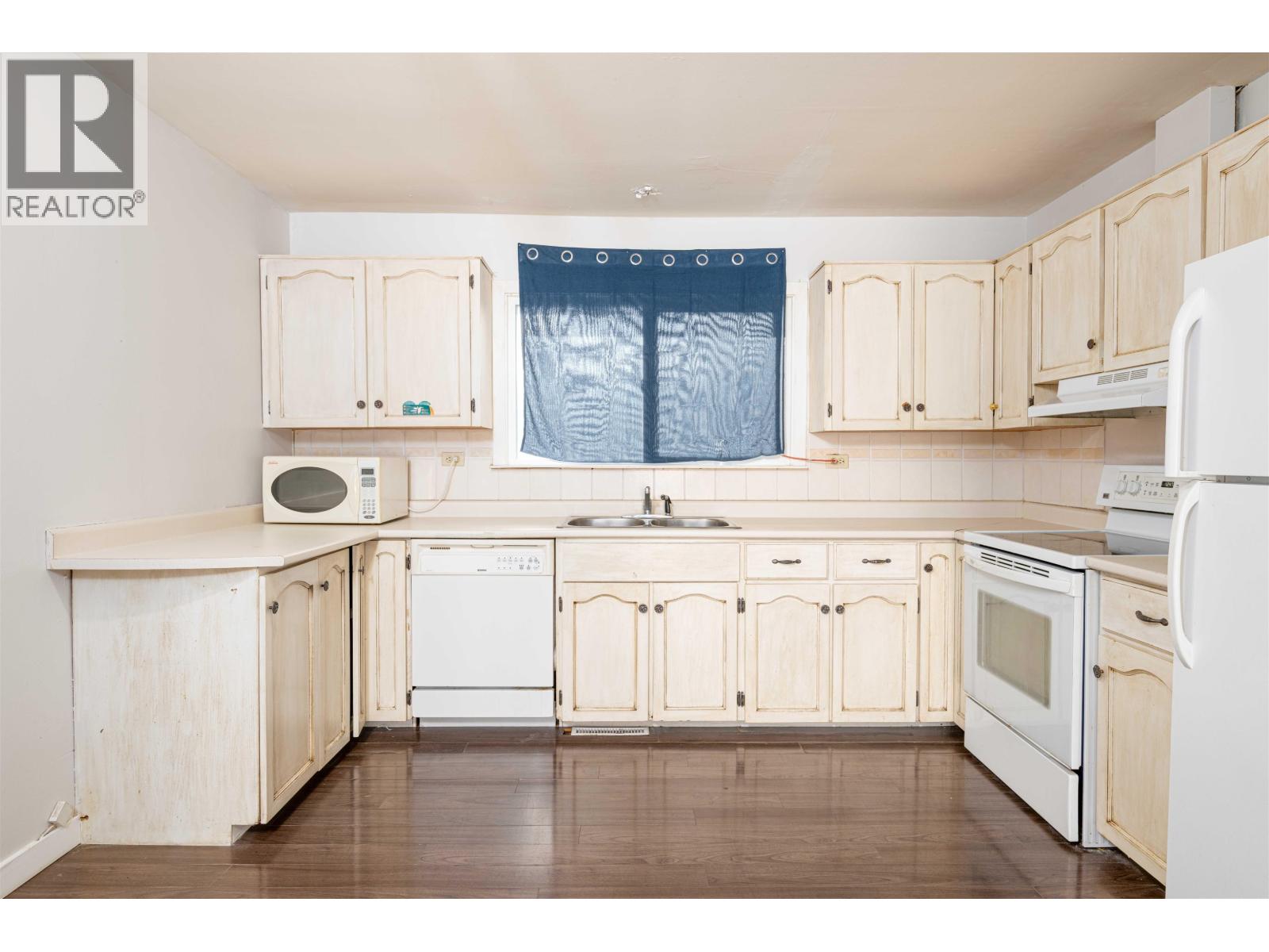 2744 Merritt Road, Prince George, British Columbia  V2N 1M4 - Photo 10 - R3069131