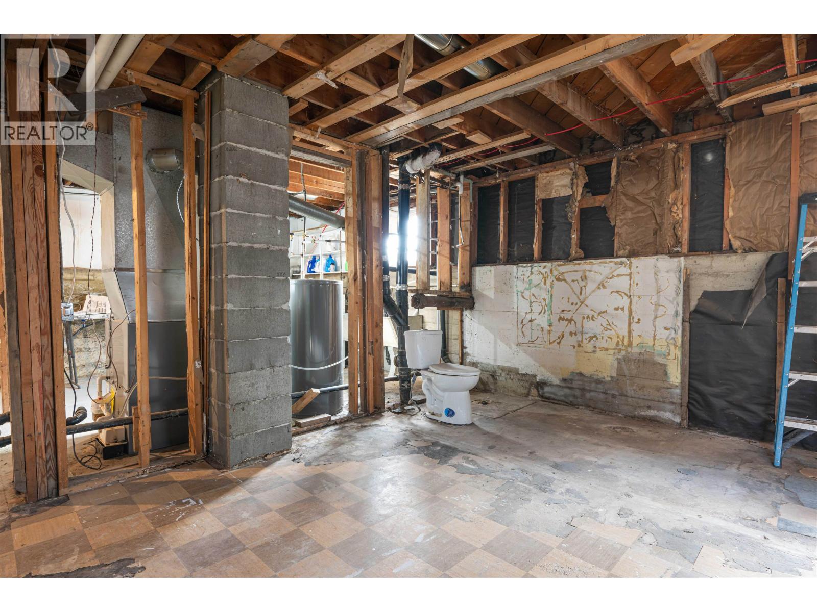 2744 Merritt Road, Prince George, British Columbia  V2N 1M4 - Photo 23 - R3069131