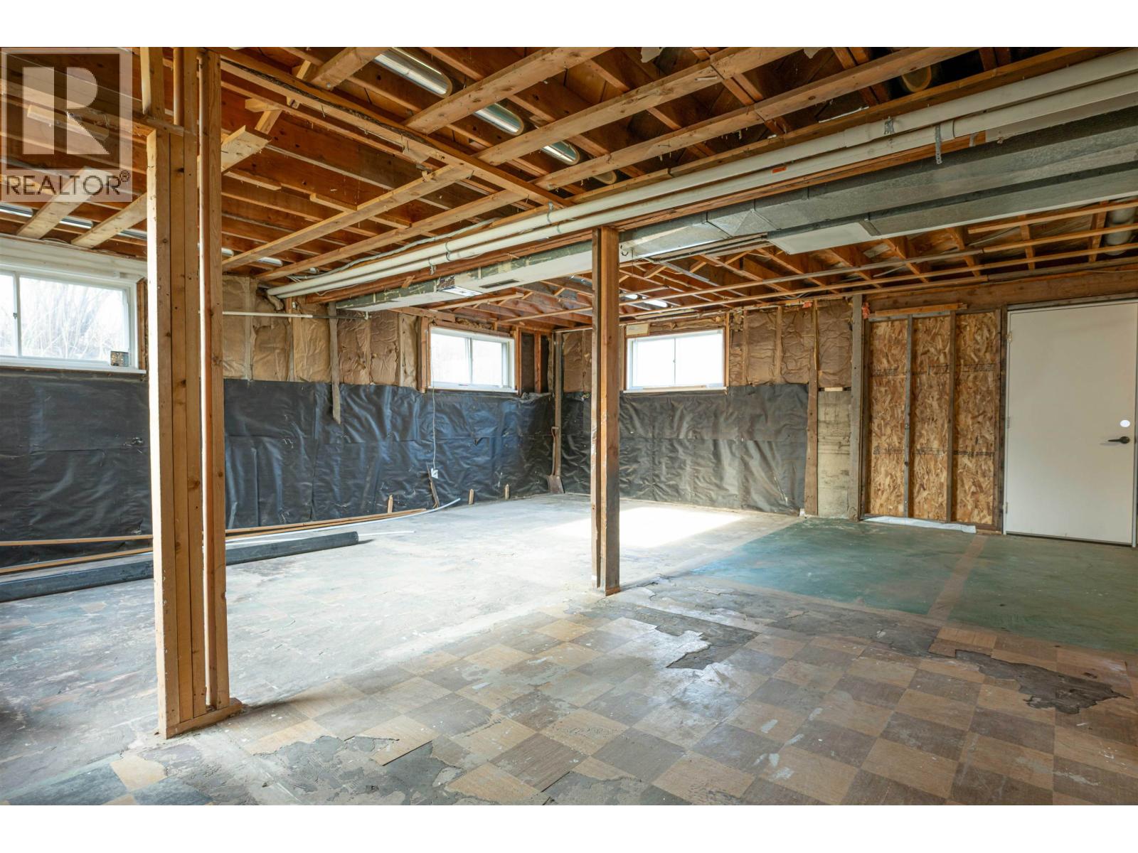 2744 Merritt Road, Prince George, British Columbia  V2N 1M4 - Photo 24 - R3069131