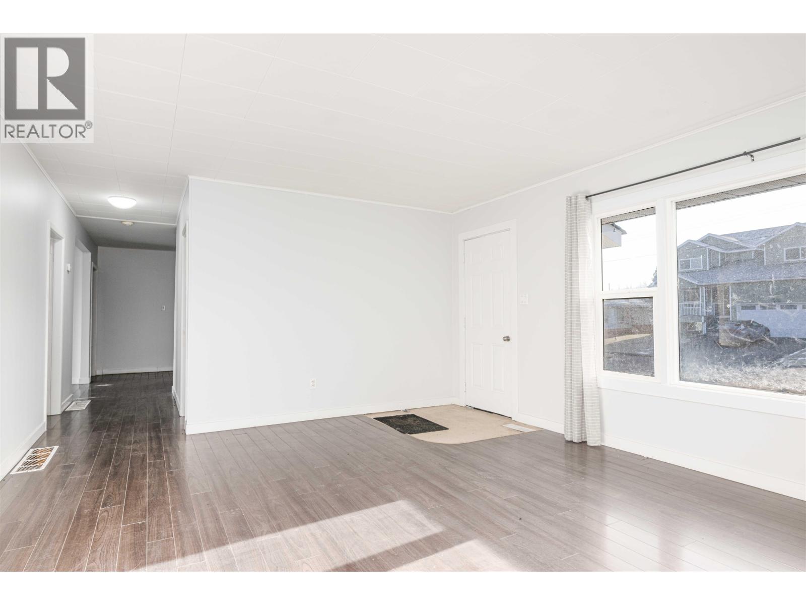 2744 Merritt Road, Prince George, British Columbia  V2N 1M4 - Photo 6 - R3069131