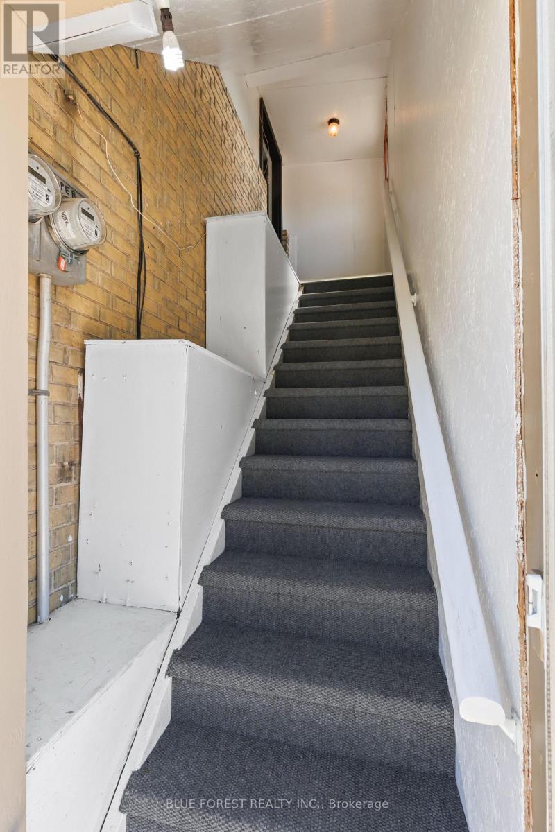 7065 Longwoods Road, London South, Ontario  N6P 1B6 - Photo 22 - X12384816