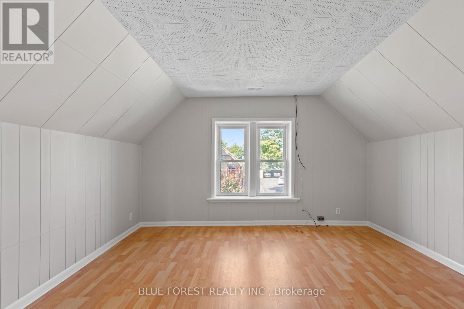 7065 Longwoods Road, London South, Ontario  N6P 1B6 - Photo 26 - X12384816