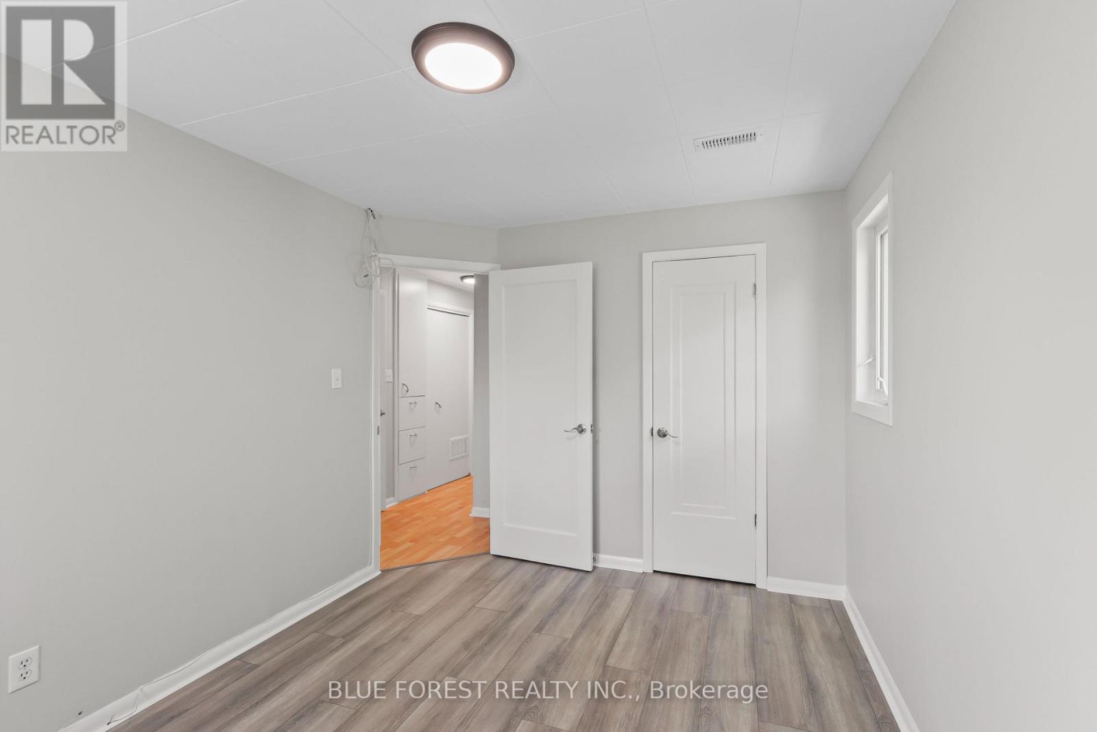 7065 Longwoods Road, London South, Ontario  N6P 1B6 - Photo 34 - X12384816