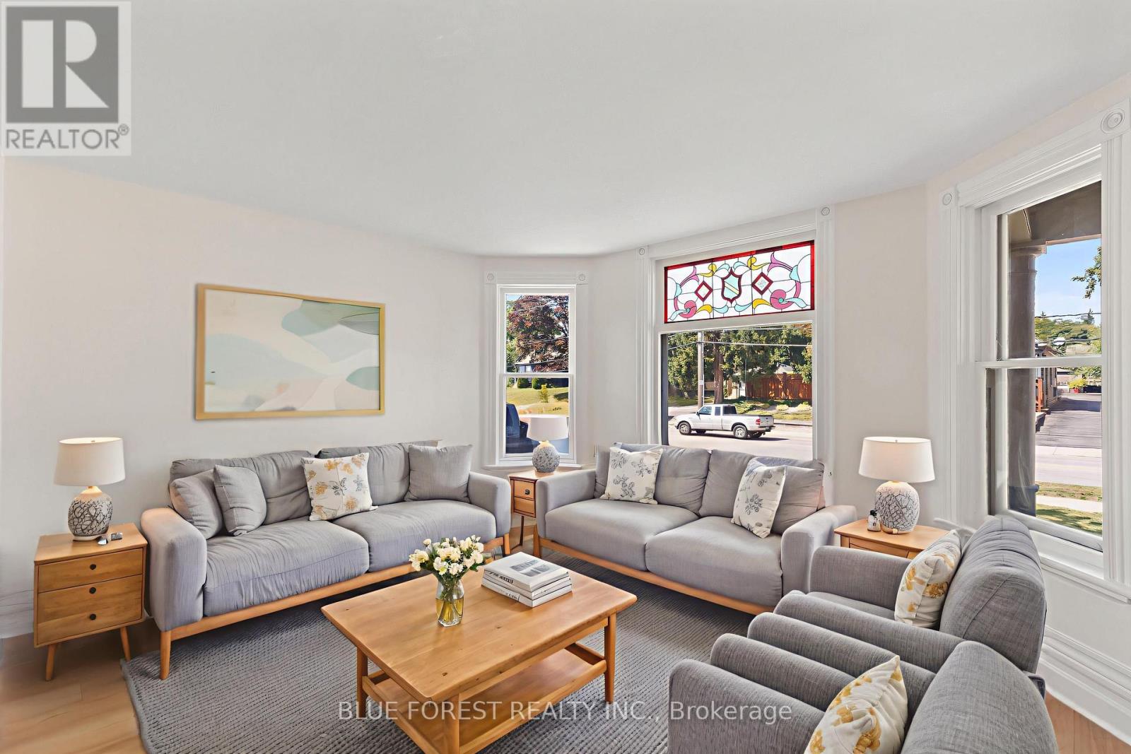 7065 Longwoods Road, London South, Ontario  N6P 1B6 - Photo 5 - X12384816