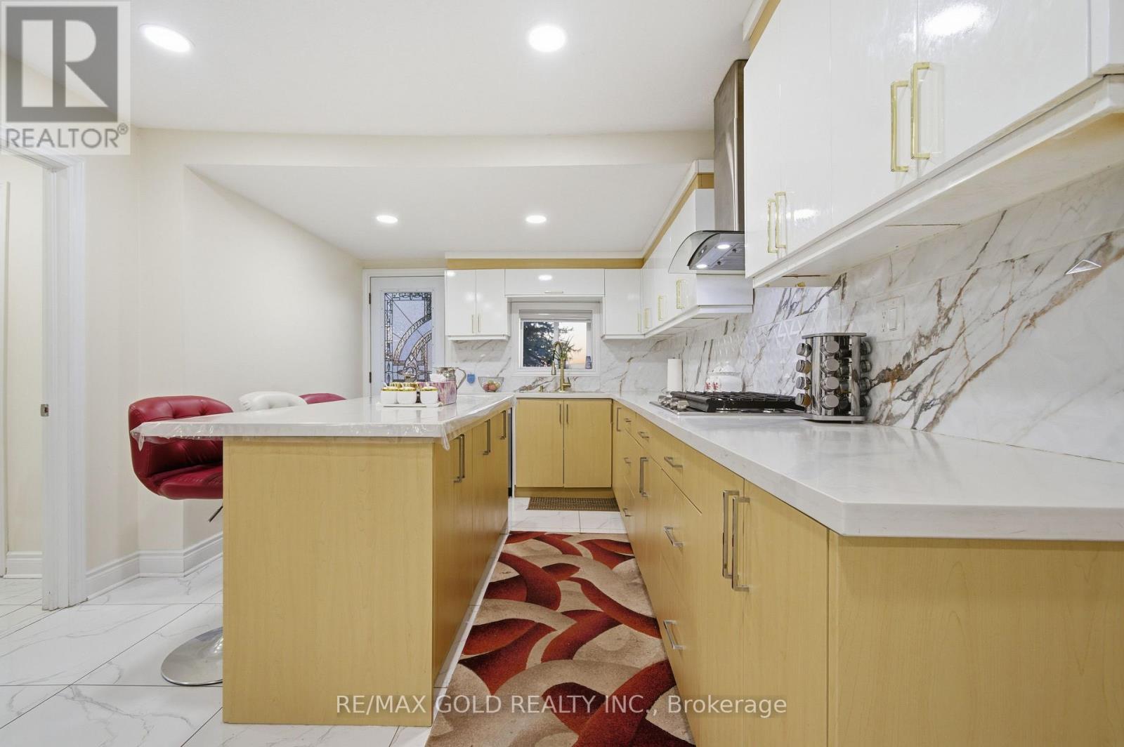 684 Talbot Road, Lakeshore, Ontario  N0R 1K0 - Photo 14 - X12564462