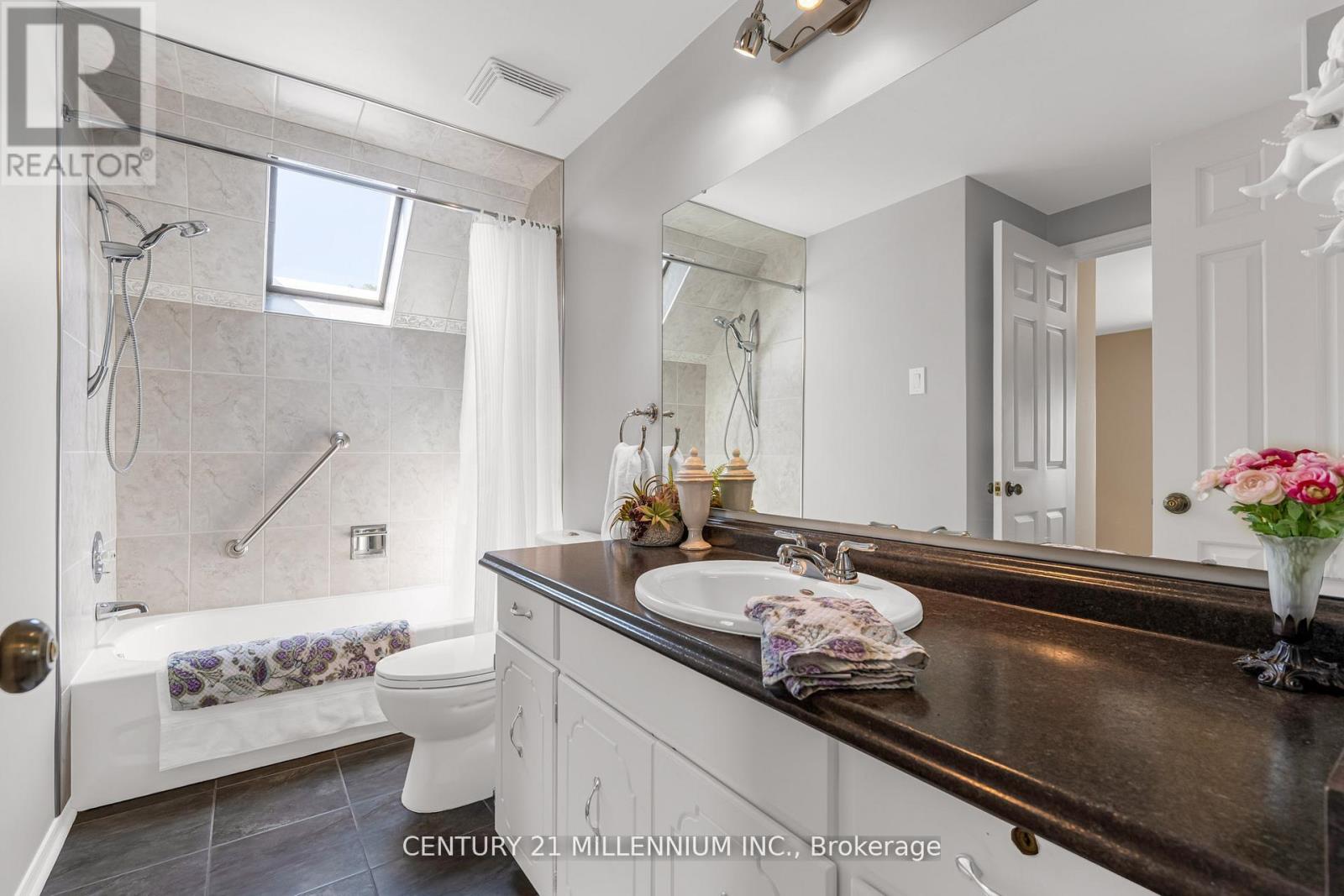 40764 Forks Road, Wainfleet, Ontario  L0S 1V0 - Photo 20 - X12454663