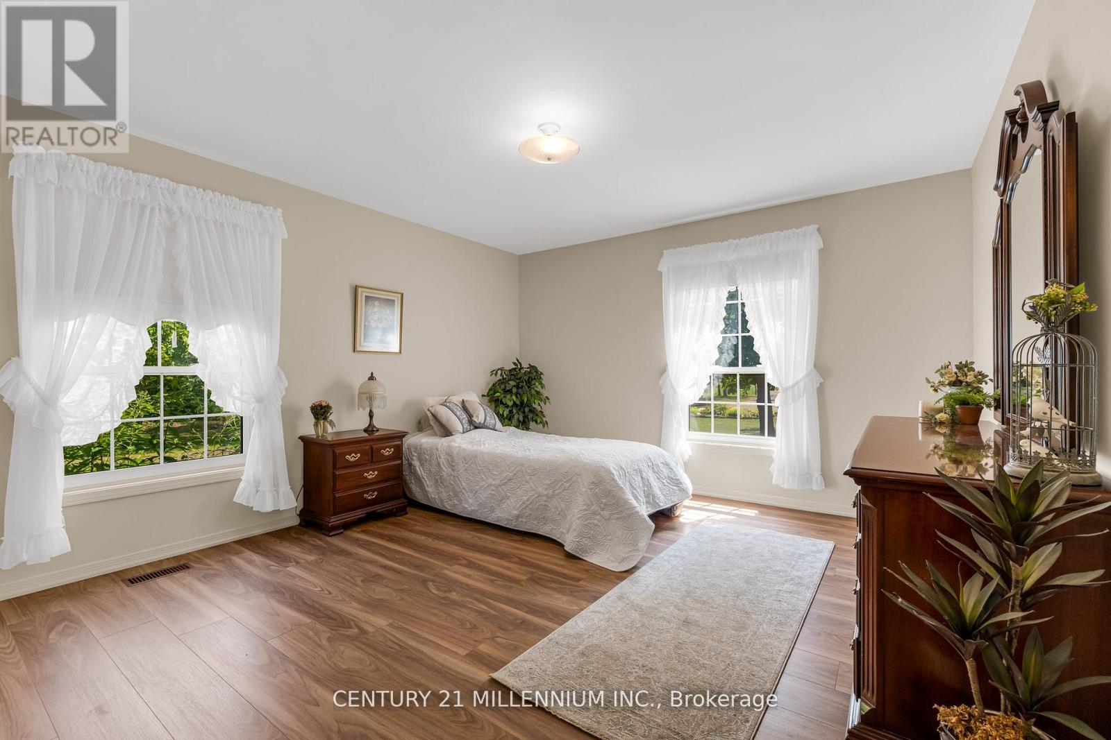 40764 Forks Road, Wainfleet, Ontario  L0S 1V0 - Photo 26 - X12454663