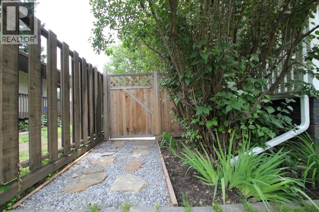 4109 51a Street, Red Deer, Alberta  T4N 2B4 - Photo 5 - A2269998