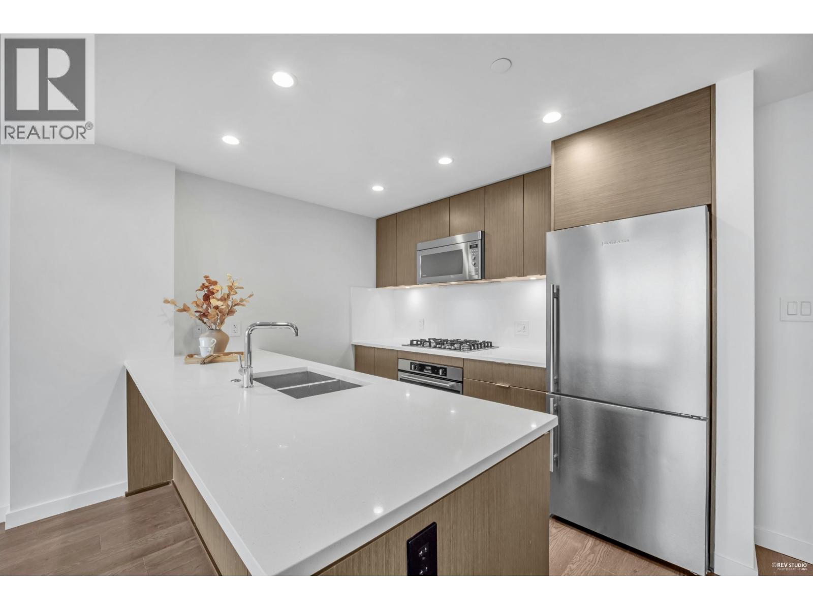 1610 125 E 14th Street, North Vancouver, British Columbia  V7L 0E6 - Photo 8 - R3064296