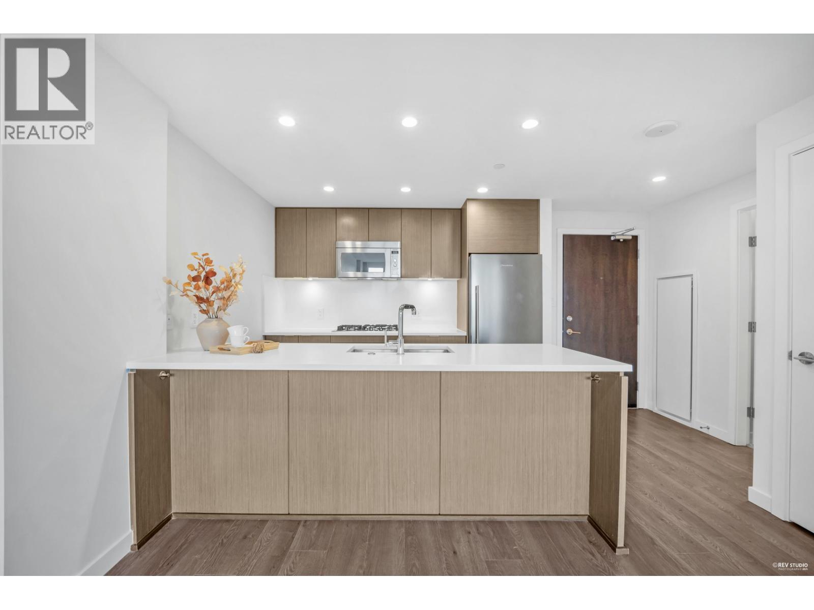 1610 125 E 14th Street, North Vancouver, British Columbia  V7L 0E6 - Photo 7 - R3064296