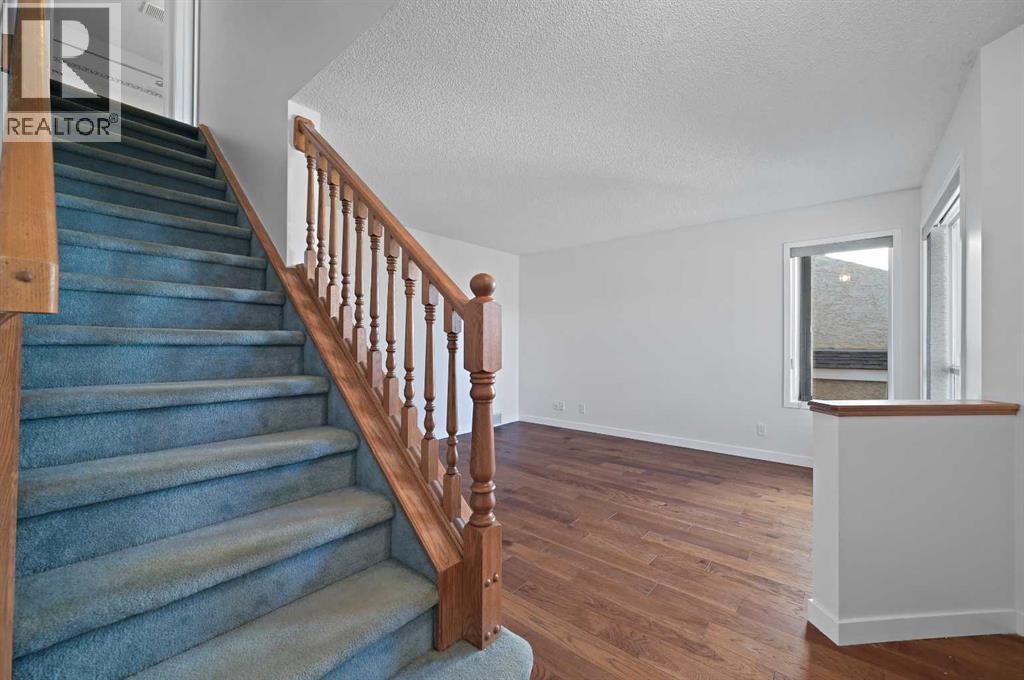 182 Coventry Close Ne, Calgary, Alberta  T3K 4A6 - Photo 8 - A2268608