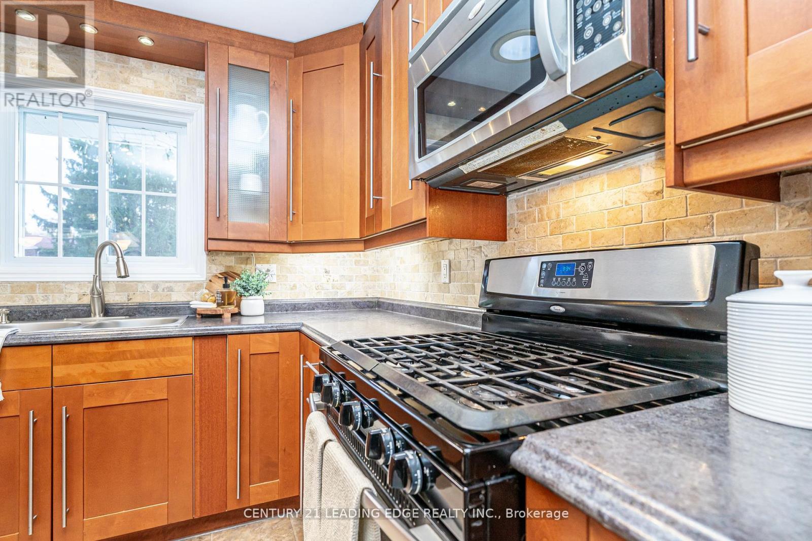 507 Juliana Drive S, Oshawa, Ontario  L1G 2G1 - Photo 15 - E12564570