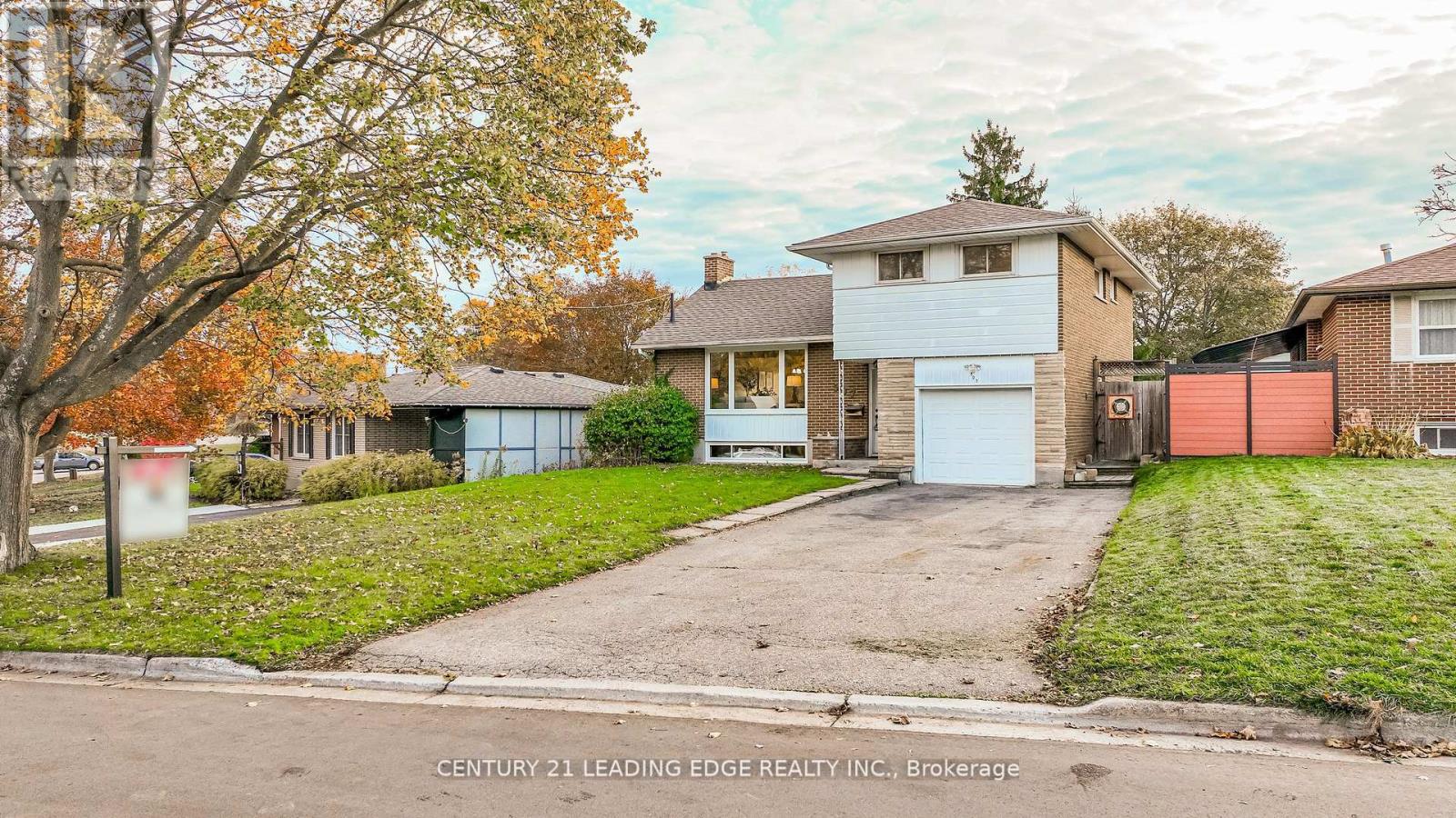507 Juliana Drive S, Oshawa, Ontario  L1G 2G1 - Photo 4 - E12564570