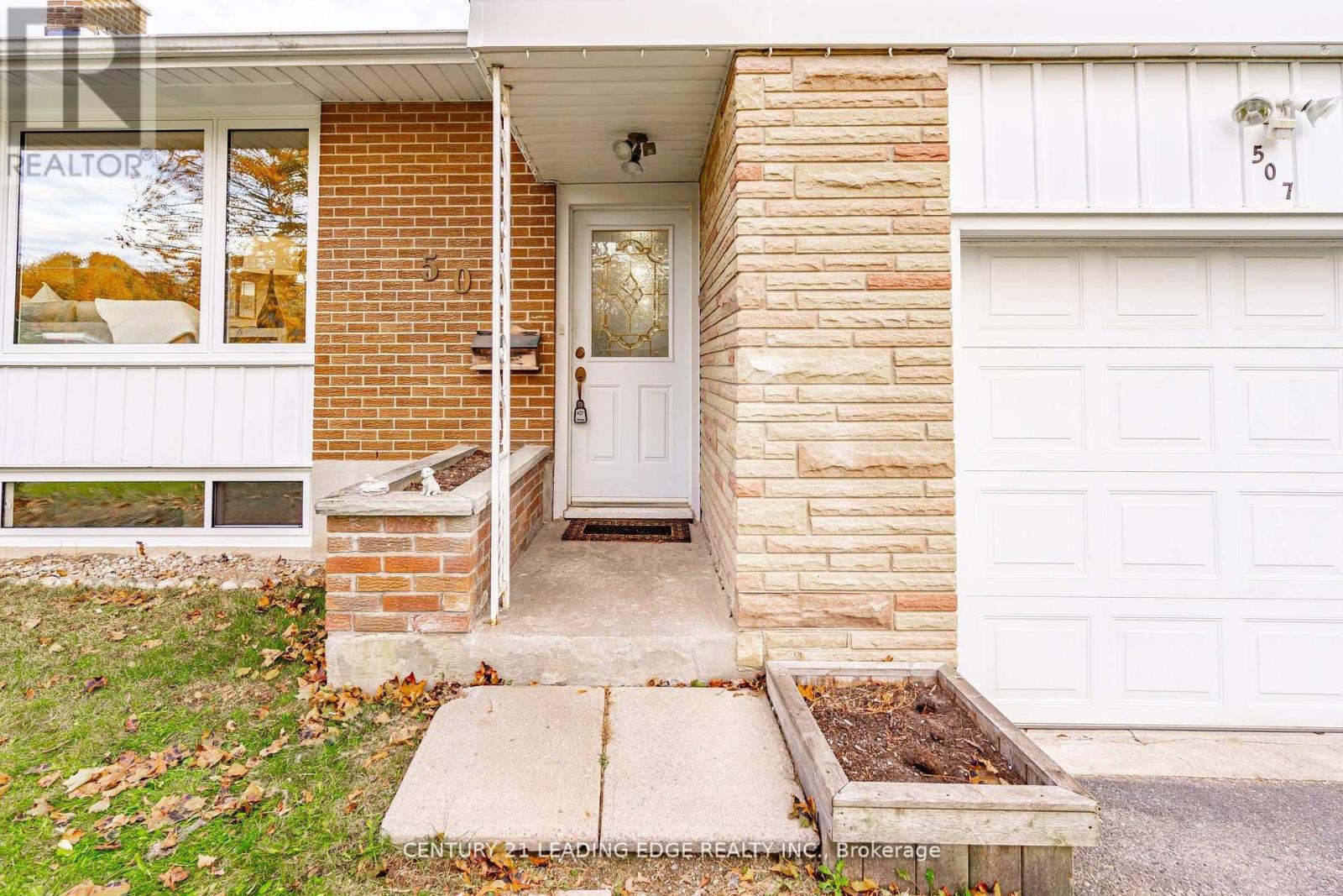 507 Juliana Drive S, Oshawa, Ontario  L1G 2G1 - Photo 5 - E12564570