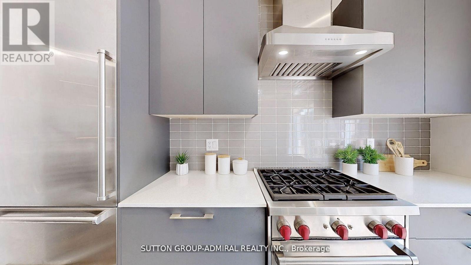 247 Smallwood Circle S, Vaughan, Ontario  L4J 0K8 - Photo 17 - N12564542