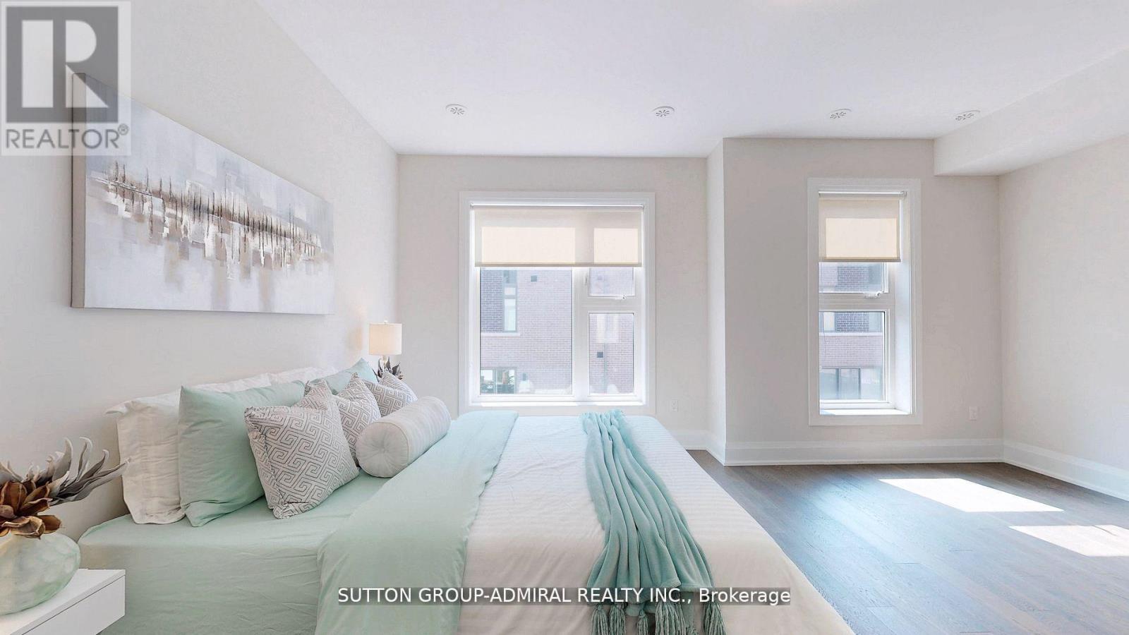 247 Smallwood Circle S, Vaughan, Ontario  L4J 0K8 - Photo 21 - N12564542