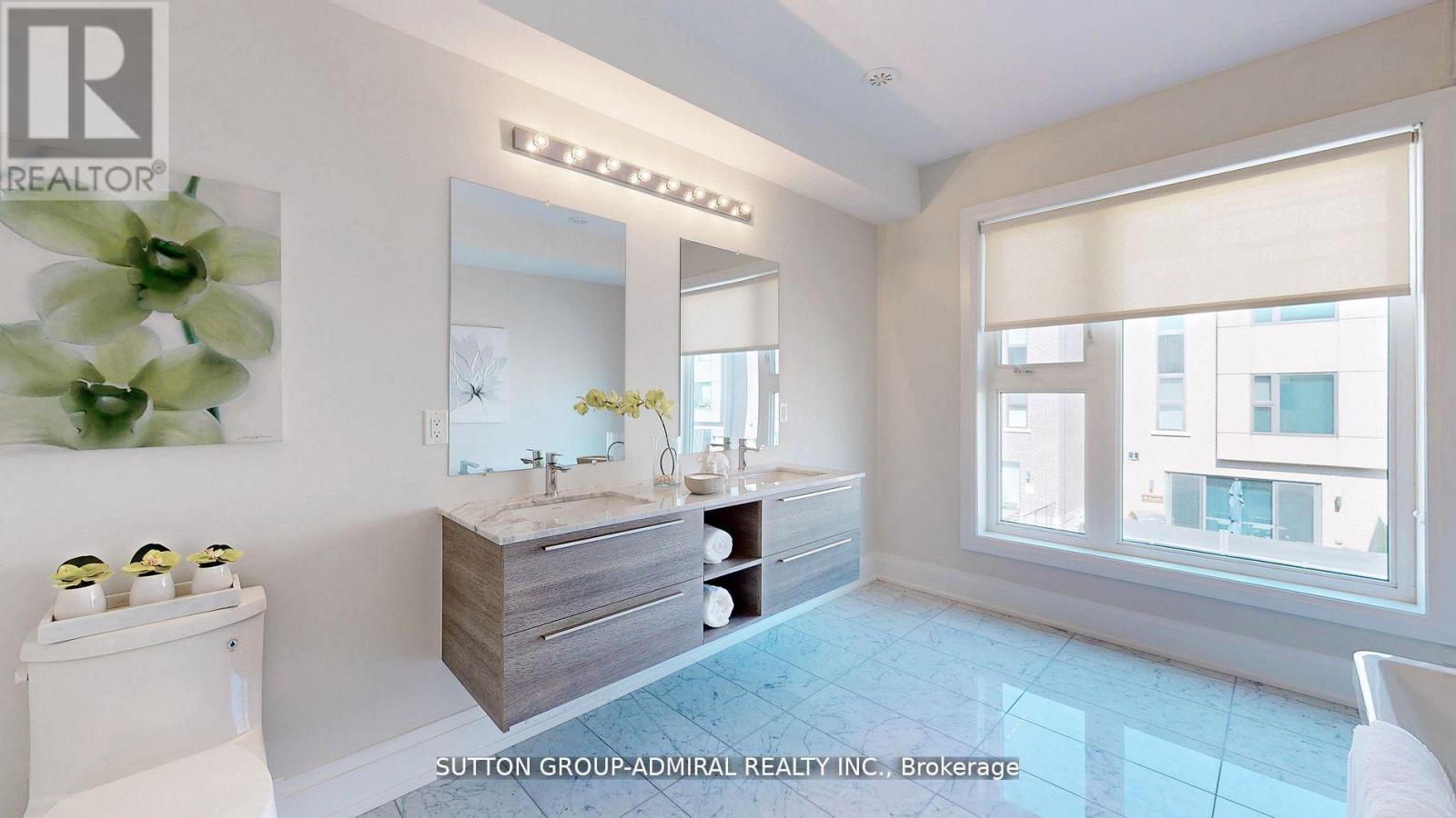 247 Smallwood Circle S, Vaughan, Ontario  L4J 0K8 - Photo 25 - N12564542