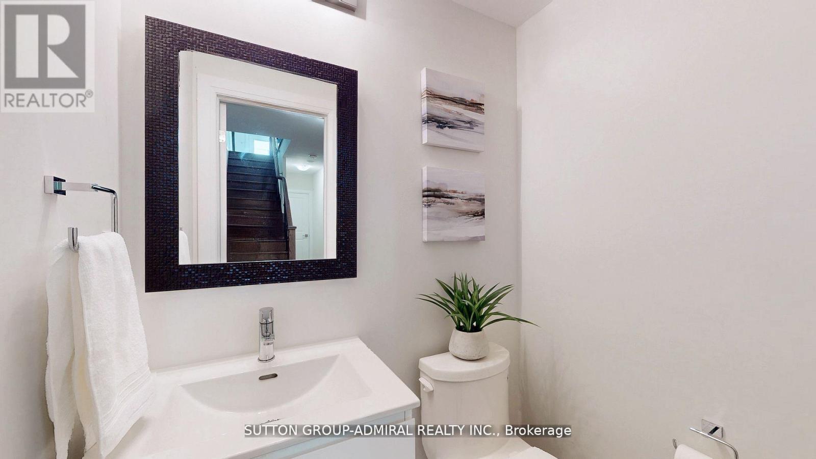 247 Smallwood Circle S, Vaughan, Ontario  L4J 0K8 - Photo 36 - N12564542