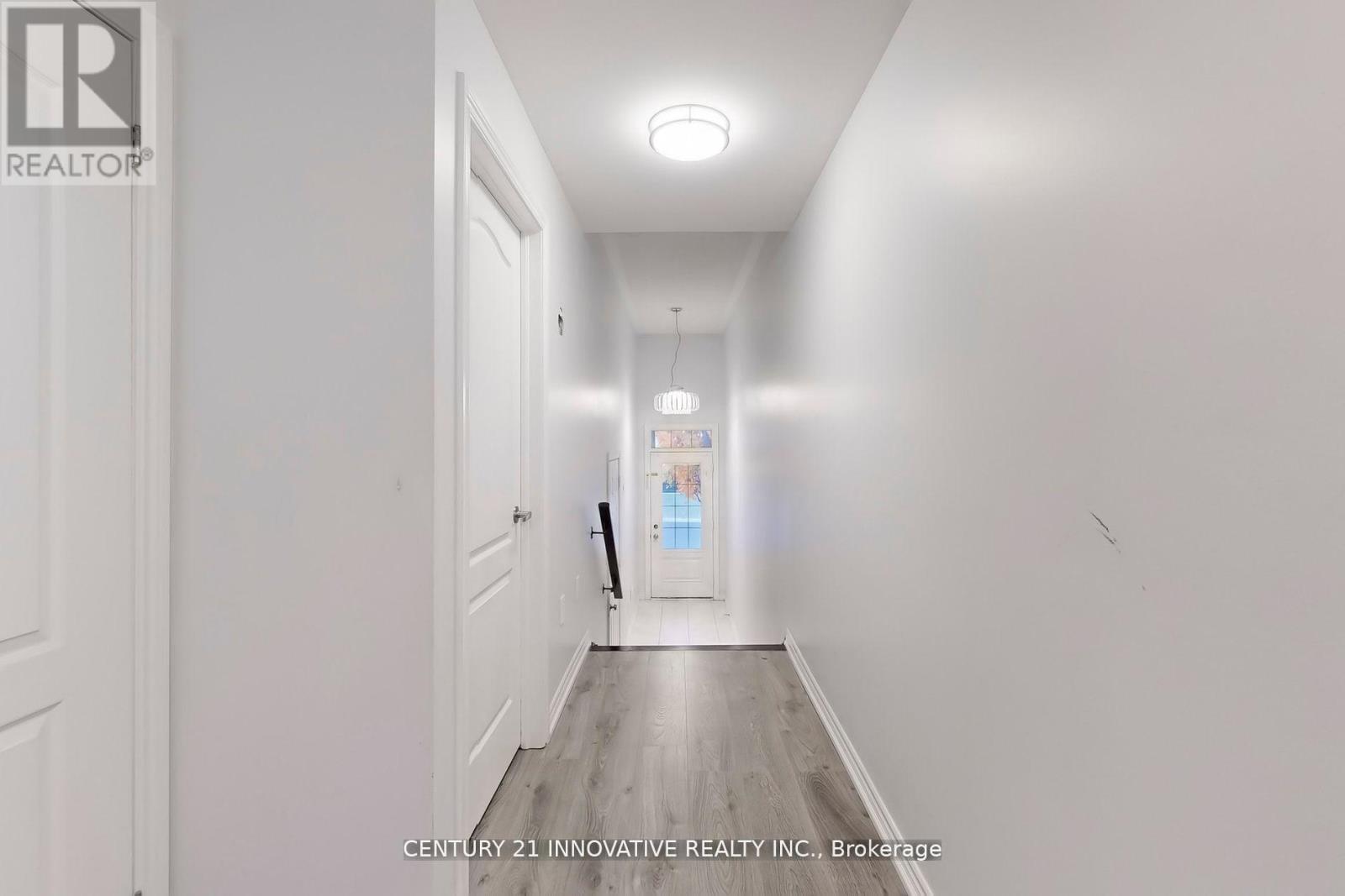 10 Hyderabad Lane, Markham, Ontario  L4E 0T8 - Photo 7 - N12564586