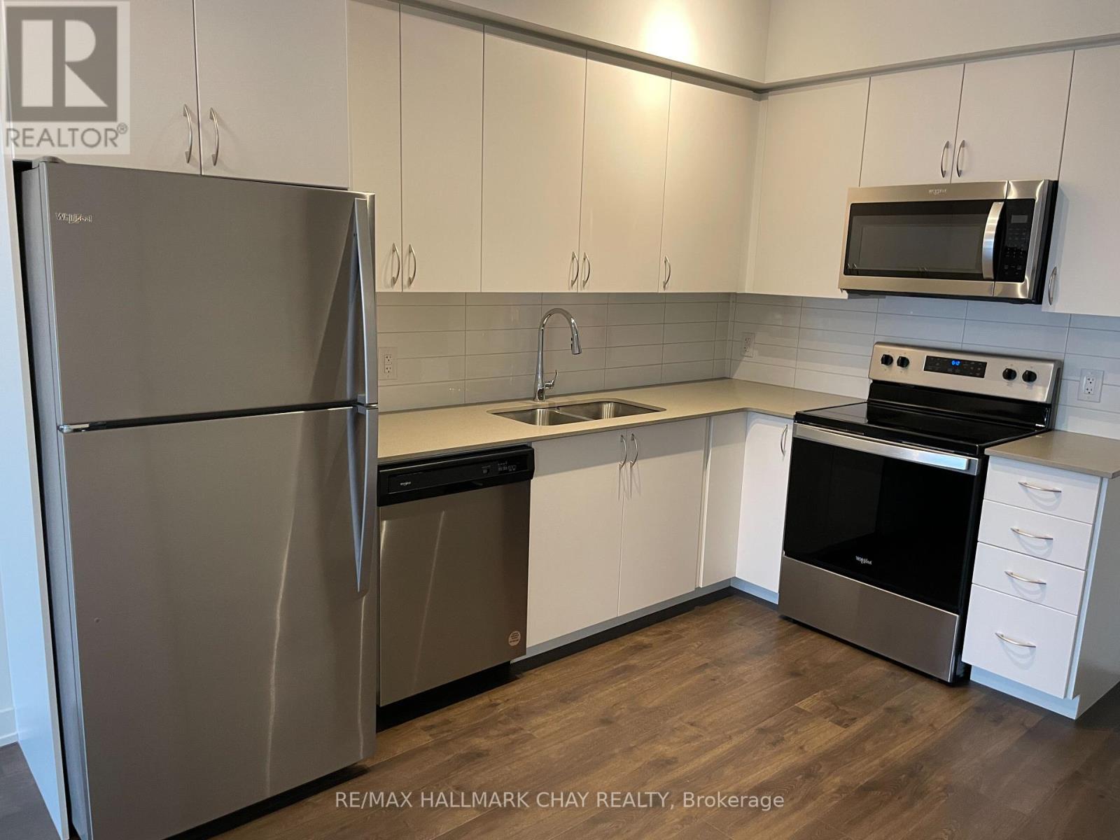 202 - 56 Lakeside Terrace, Barrie, Ontario  L4M 0L4 - Photo 5 - S12564532