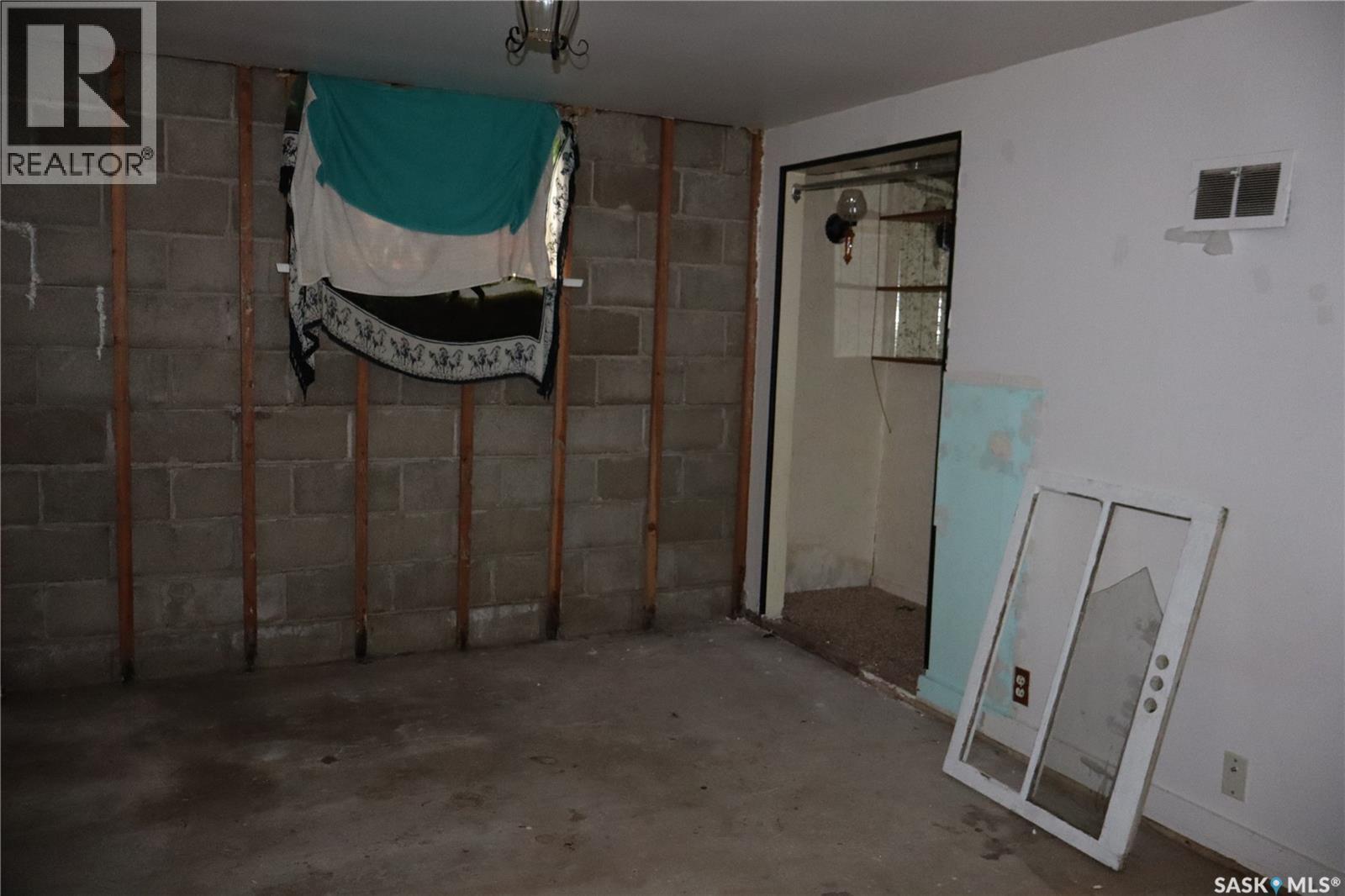 764 Fairford Street E, Moose Jaw, Saskatchewan  S6H 0G2 - Photo 14 - SK024457