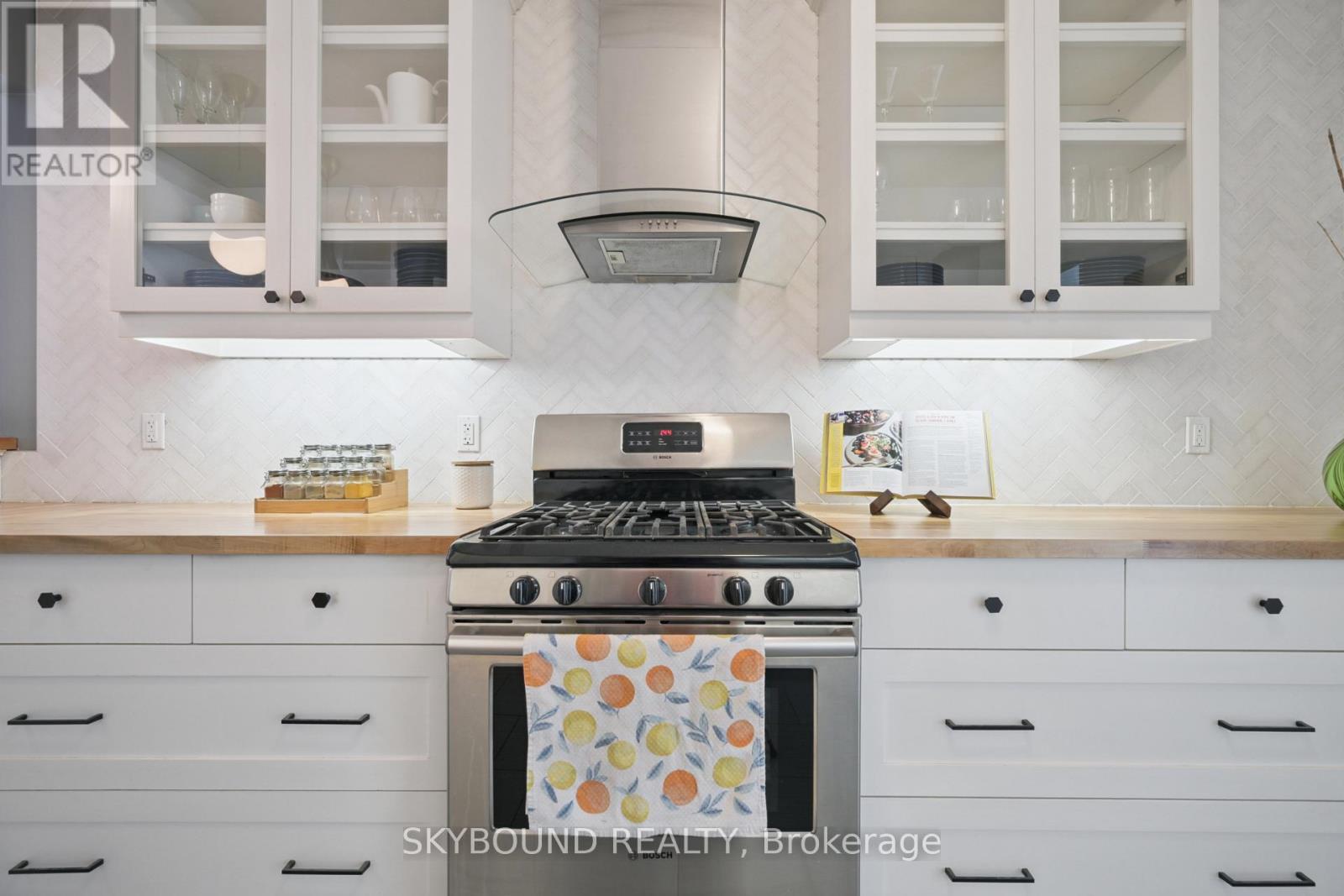 1051 College Street, Toronto, Ontario M6H 1B1 - Photo 17 - C12561222