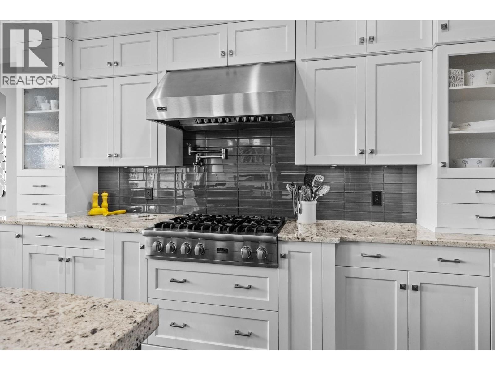 388 Rindle Court, Kelowna, British Columbia  V1W 5G5 - Photo 12 - 10369736