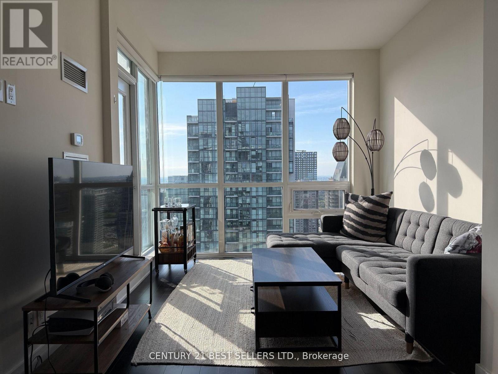 4206-Lph06 - 510 Curran Place, Mississauga, Ontario  L5B 0J8 - Photo 2 - W12564544