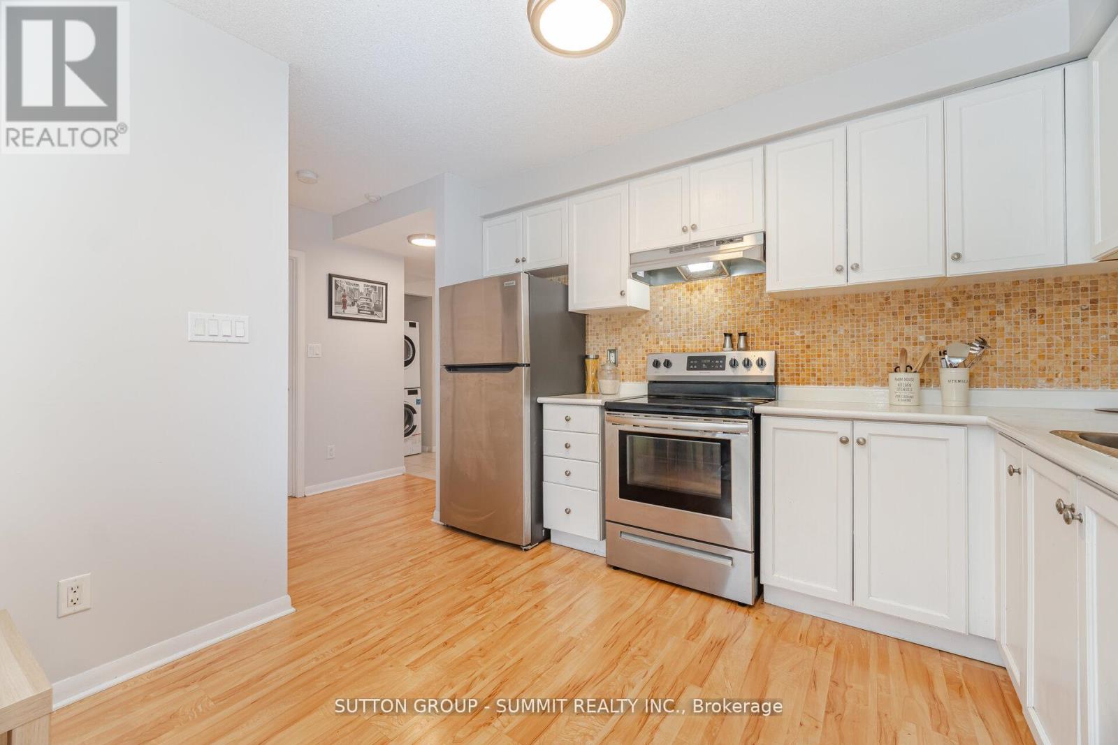 401 - 2464 Weston Road, Toronto, Ontario  M9N 0A2 - Photo 12 - W12564566