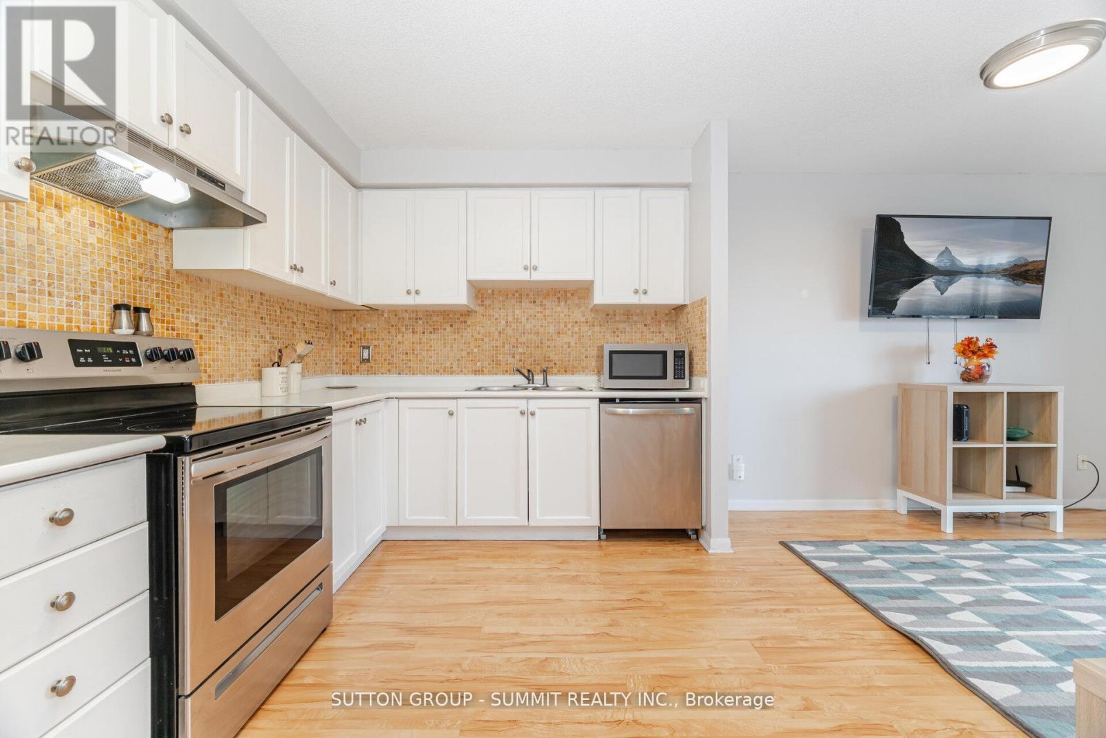 401 - 2464 Weston Road, Toronto, Ontario  M9N 0A2 - Photo 14 - W12564566