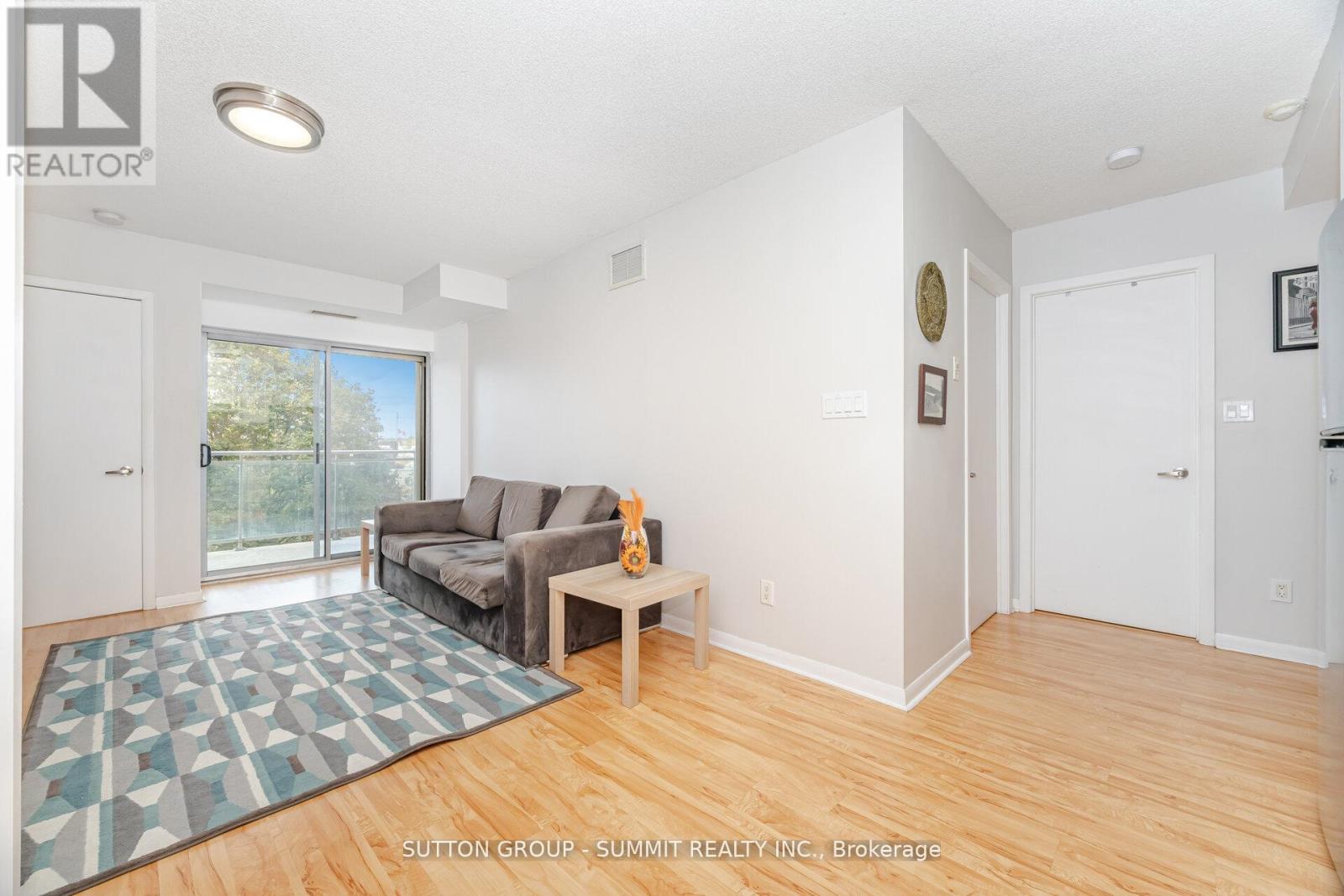 401 - 2464 Weston Road, Toronto, Ontario  M9N 0A2 - Photo 16 - W12564566