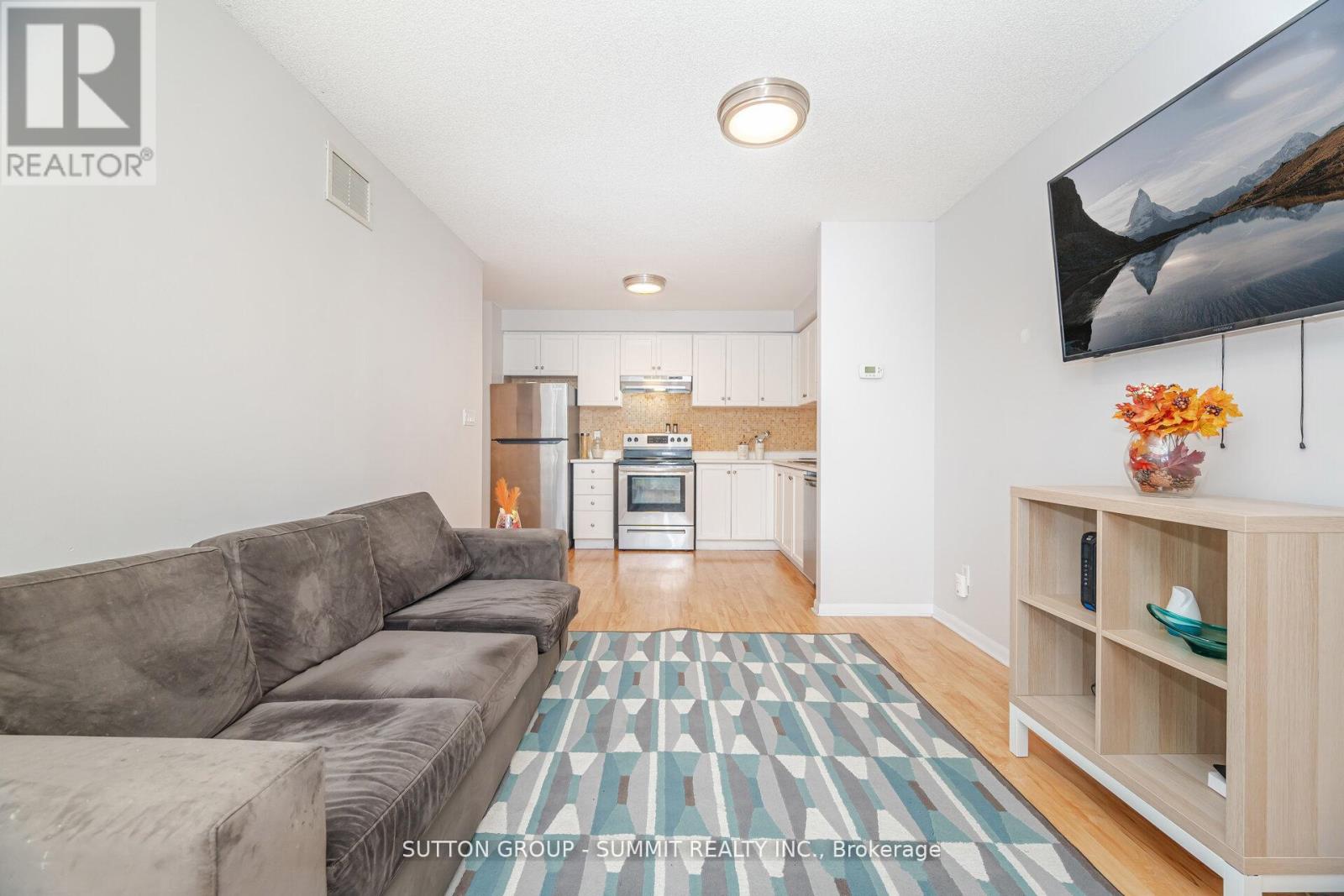 401 - 2464 Weston Road, Toronto, Ontario  M9N 0A2 - Photo 21 - W12564566