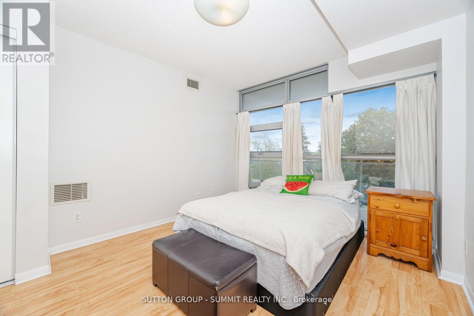 401 - 2464 Weston Road, Toronto, Ontario  M9N 0A2 - Photo 24 - W12564566