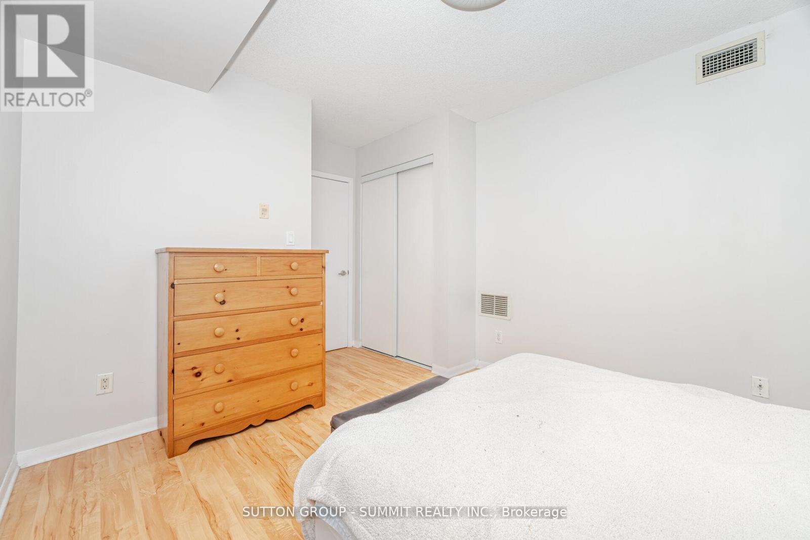401 - 2464 Weston Road, Toronto, Ontario  M9N 0A2 - Photo 25 - W12564566