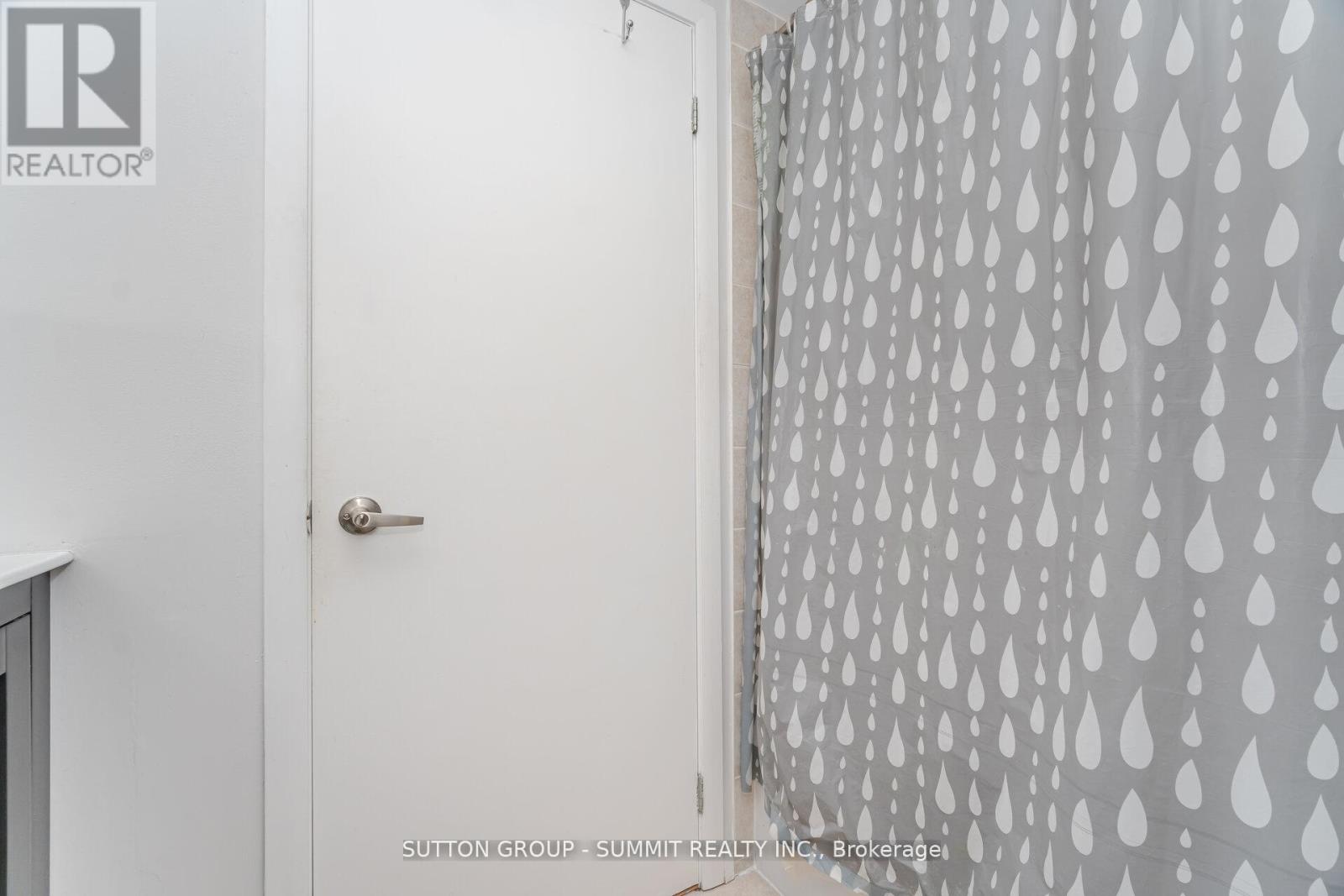 401 - 2464 Weston Road, Toronto, Ontario  M9N 0A2 - Photo 28 - W12564566