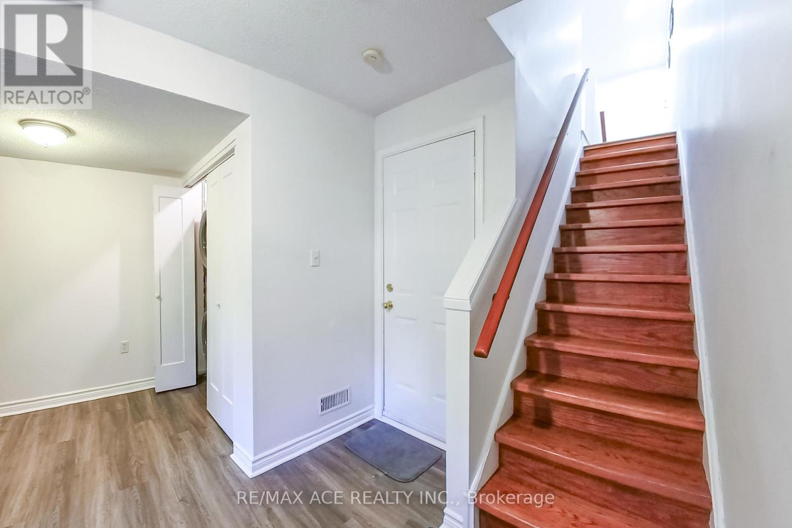 22 - 1525 South Parade Court, Mississauga, Ontario  L5M 6E9 - Photo 28 - W12564568