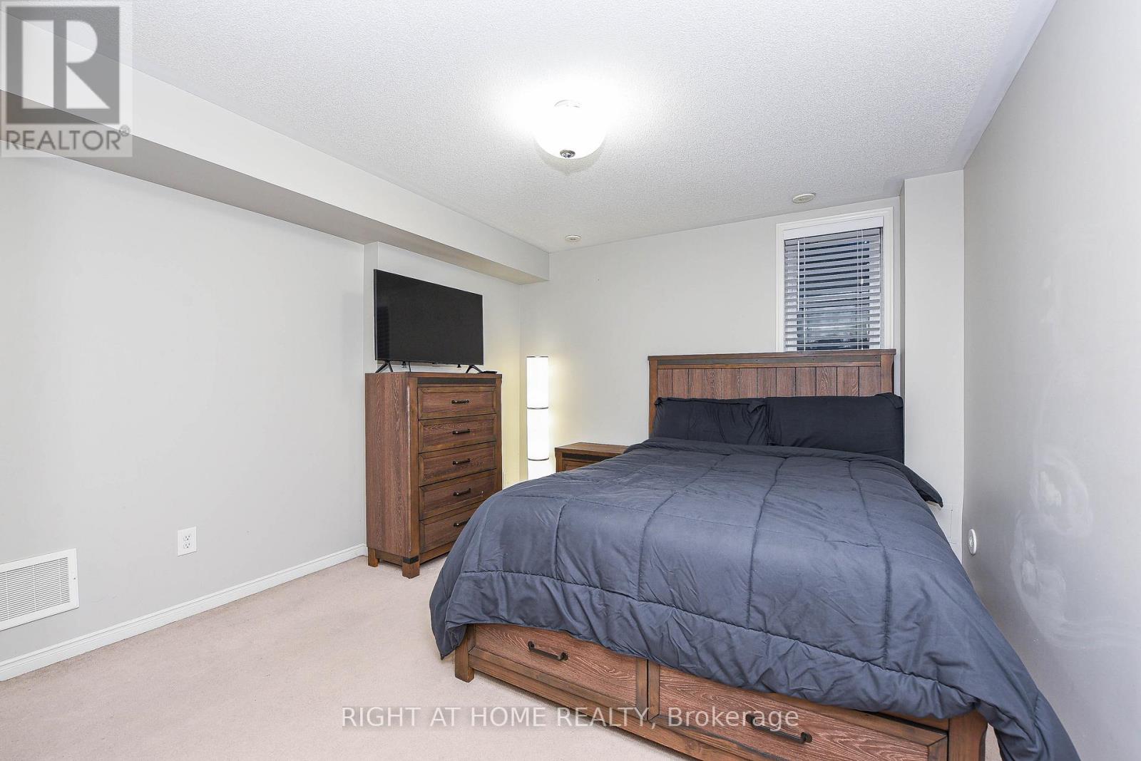 13 - 3335 Thomas Street, Mississauga, Ontario  L5M 0N7 - Photo 21 - W12564572
