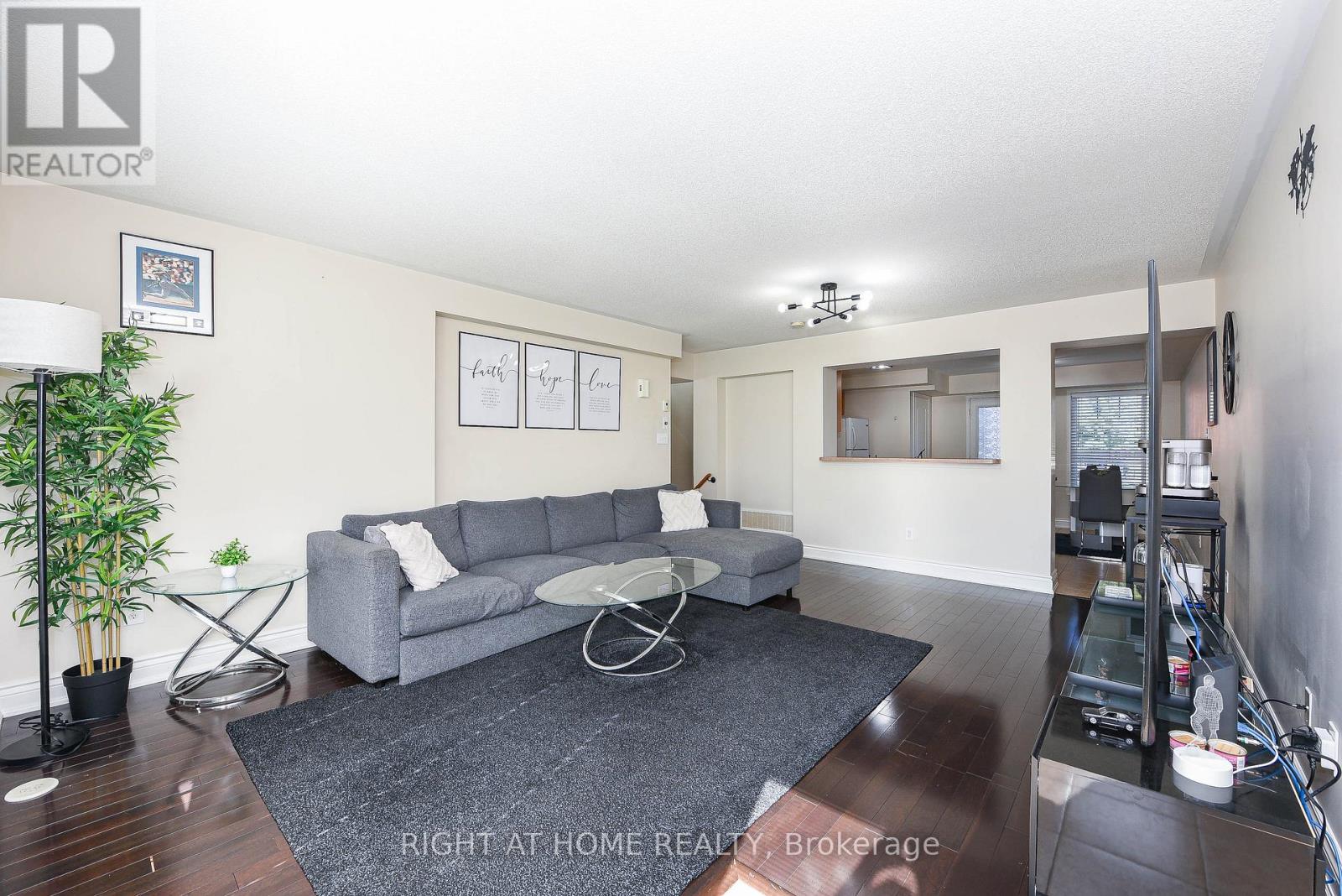 13 - 3335 Thomas Street, Mississauga, Ontario  L5M 0N7 - Photo 8 - W12564572