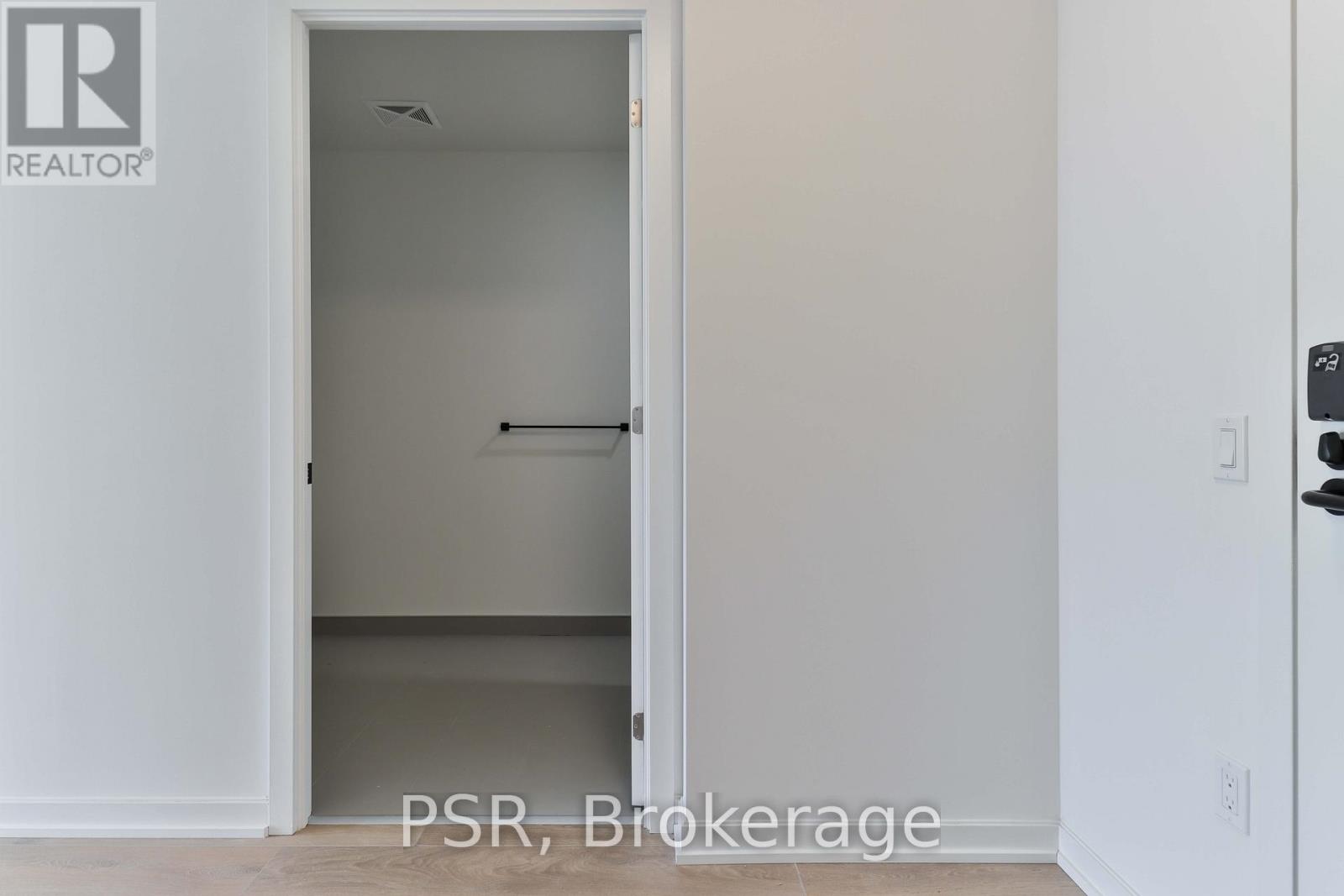 2810 - 1285 Dupont Street, Toronto, Ontario  M6H 0E3 - Photo 13 - W12564596