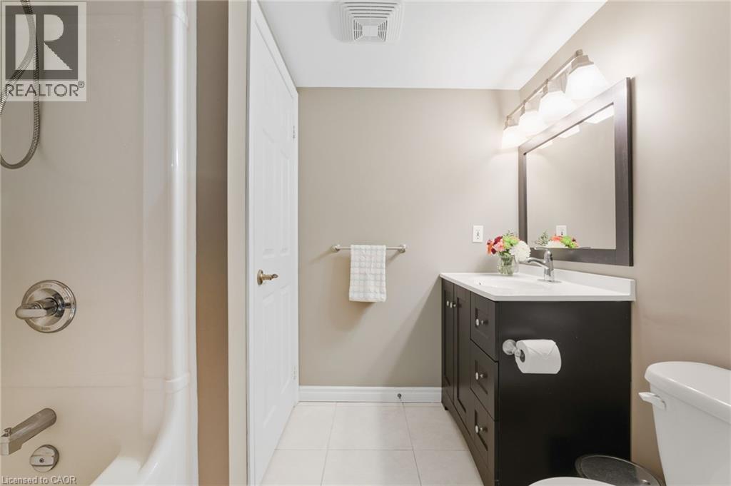 2035 Appleby Lane Unit# 409, Burlington, Ontario  L7L 7G8 - Photo 15 - 40789689