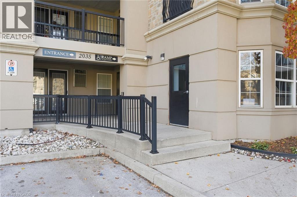 2035 Appleby Lane Unit# 409, Burlington, Ontario  L7L 7G8 - Photo 3 - 40789689