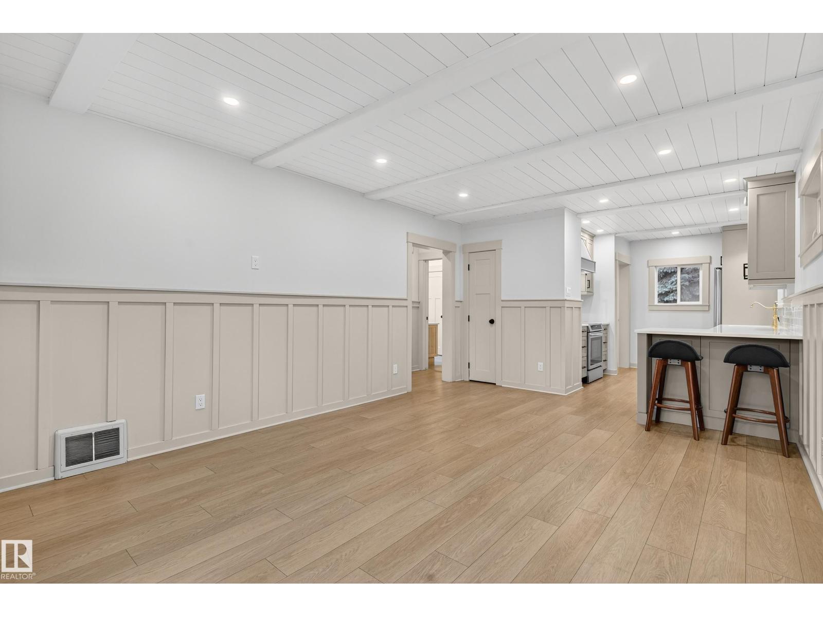 9653 83 Av Nw, Edmonton, Alberta  T6C 1C1 - Photo 6 - E4466212