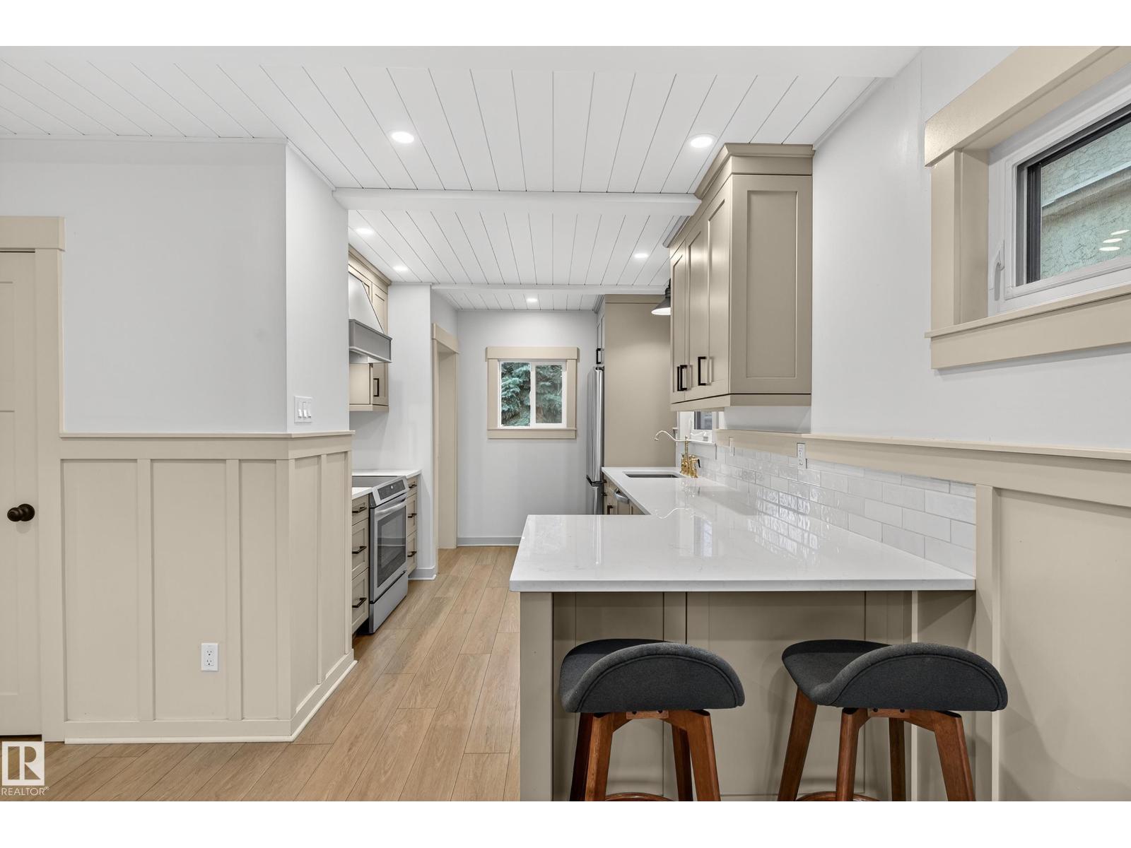 9653 83 Av Nw, Edmonton, Alberta  T6C 1C1 - Photo 9 - E4466212